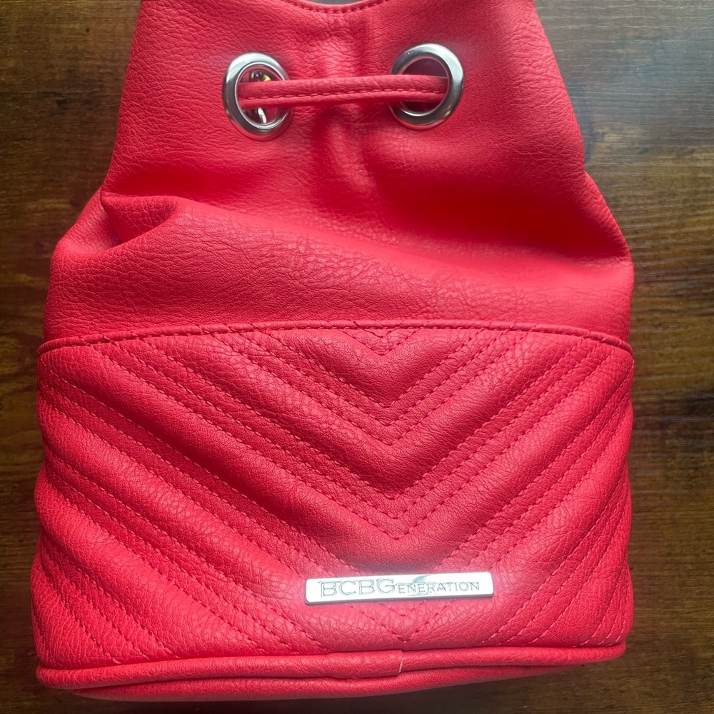 BCBGeneration Red Leather Crossbody Bucket  Bag with Chain Strap drawstring NWT